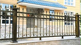 铁艺围墙别墅栏杆安装方式的差异