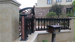 铝艺围墙庭院护栏受别墅业主欢迎的原因，你知道吗？