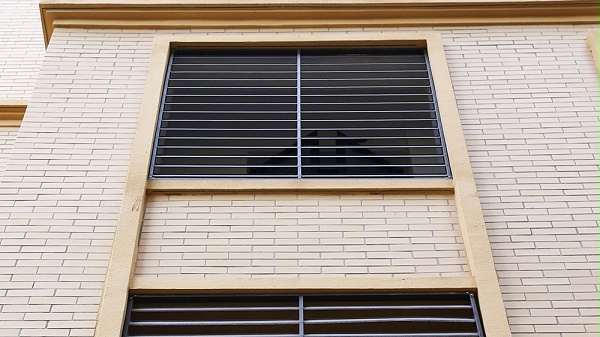 固格澜栅锌钢护栏百叶窗 防水百叶窗 空调锌钢百叶窗